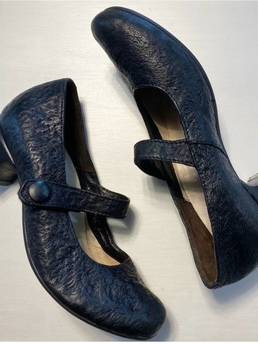 Wolky Black Textured Mary Jane Mid Heel Pumps